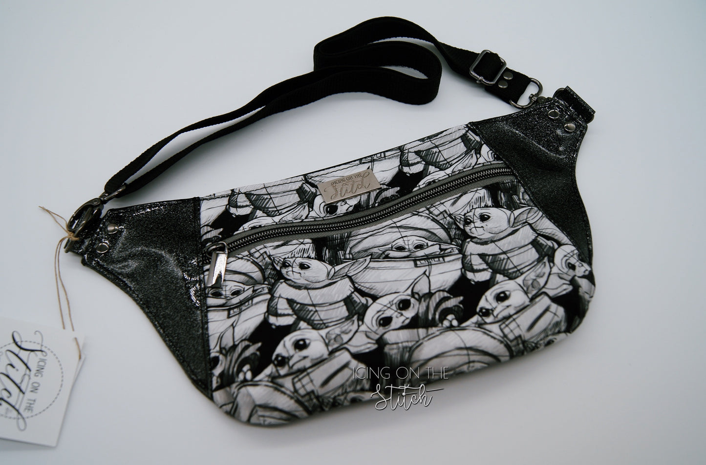 Baby Y Waist Pack Black & White