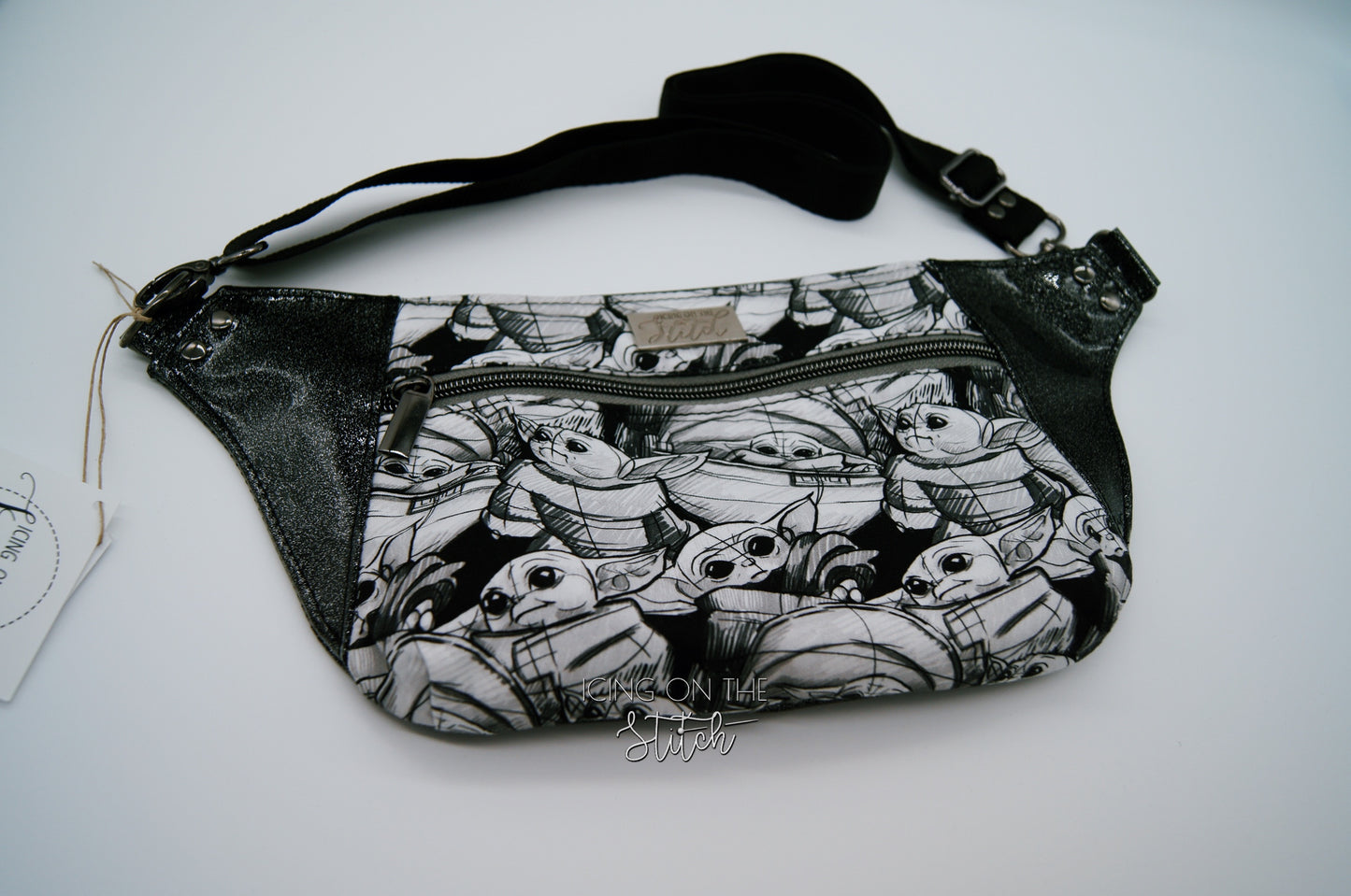 Baby Y Waist Pack Black & White