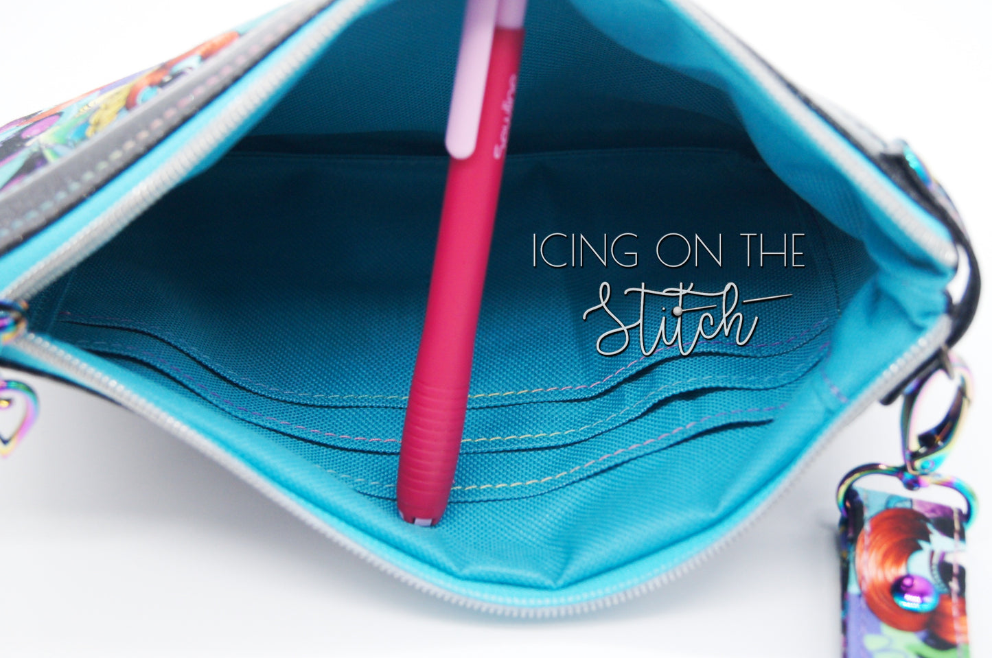 Frozen Sisters Zippy Clutch