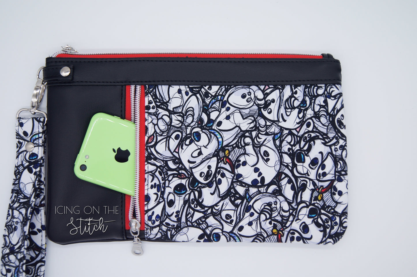 Dalmations Zippy Clutch