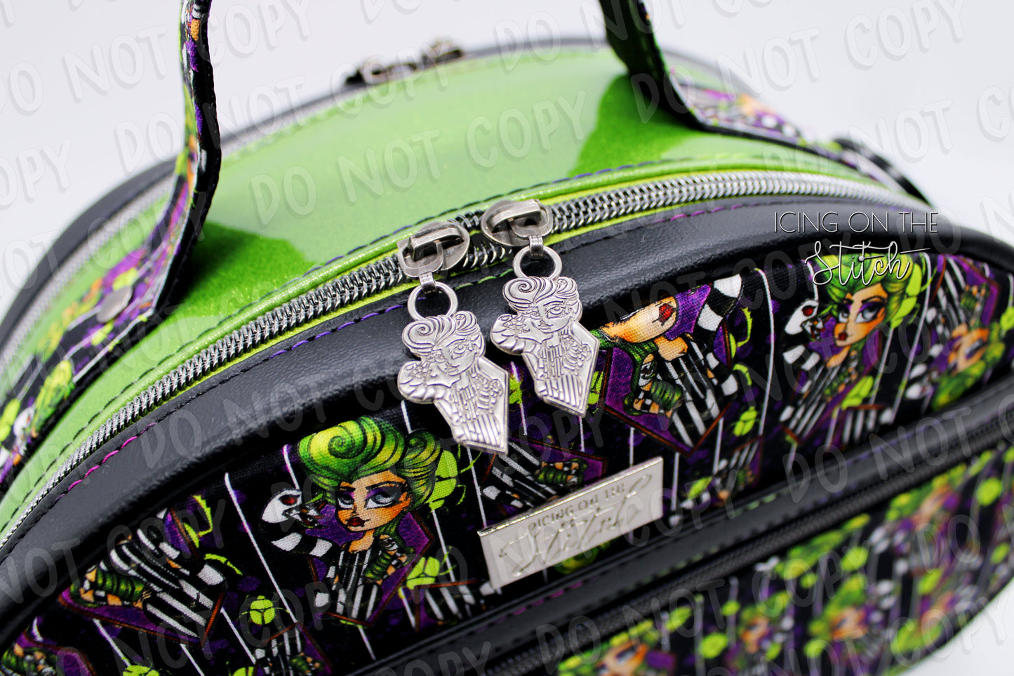 Beetlejuice Pinup Classic Handbag