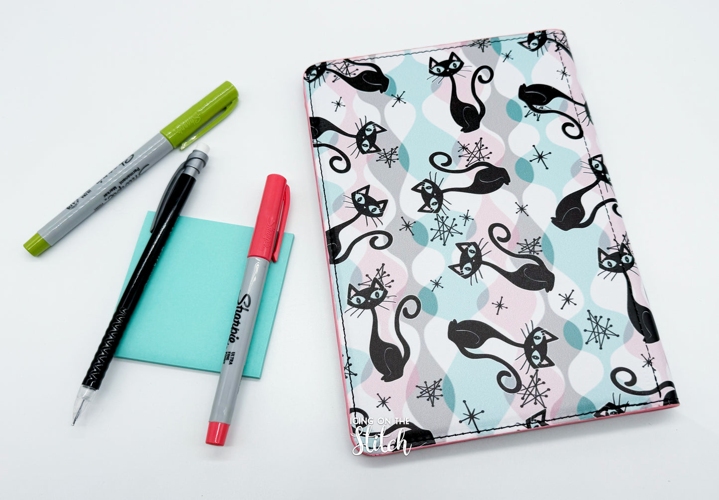 Retro Kitty Junior Legal Pad Cover