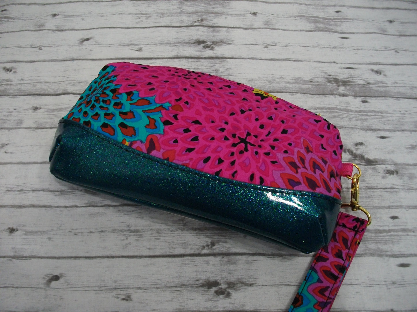 Dahlias Wristlet