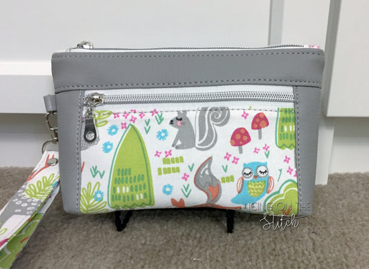 Woodland Print Double Zipper Wristlet